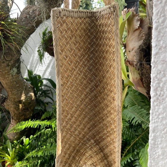 Lauhala Woven Large Hawaiian Bag - Picture 2 of 7